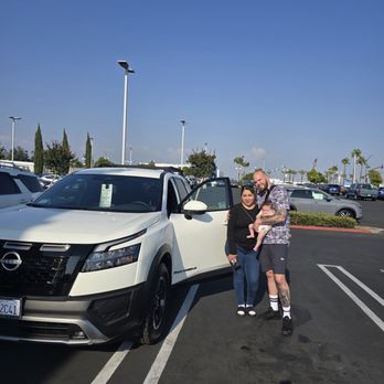 Fontana Nissan - Car Dealers Near Me - Fontana, California Fontana Nissan - Car Dealers Near Me - Fontana, California