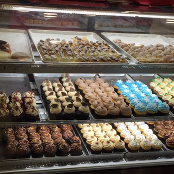 Carlo's Bakery - Dessert display - Bakeries Near Me - Hoboken, New Jersey Carlo's Bakery - Dessert display - Bakeries Near Me - Hoboken, New Jersey