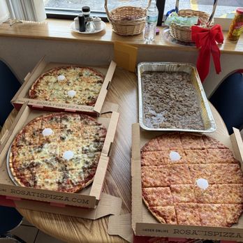 Rosati's Pizza - Yummy - Pizza Near Me - Elmhurst, Illinois