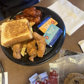 Zaxbys - Chicken Wings Near Me - Kansas City, Missouri Zaxbys - Chicken Wings Near Me - Kansas City, Missouri