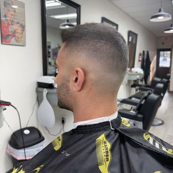 Cedar Grove Barbershop - Barbers Near Me - Cedar Grove, New Jersey Cedar Grove Barbershop - Barbers Near Me - Cedar Grove, New Jersey
