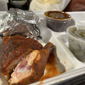 Willard's Real Pit BBQ - Barbeque Near Me - Chantilly, Virginia