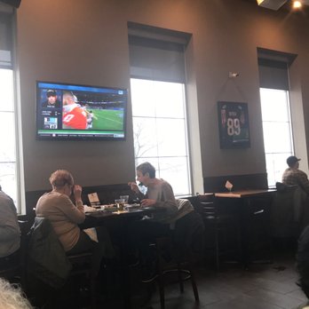 Anthony's Restaurant & Pub - New American Near Me - Joliet, Illinois