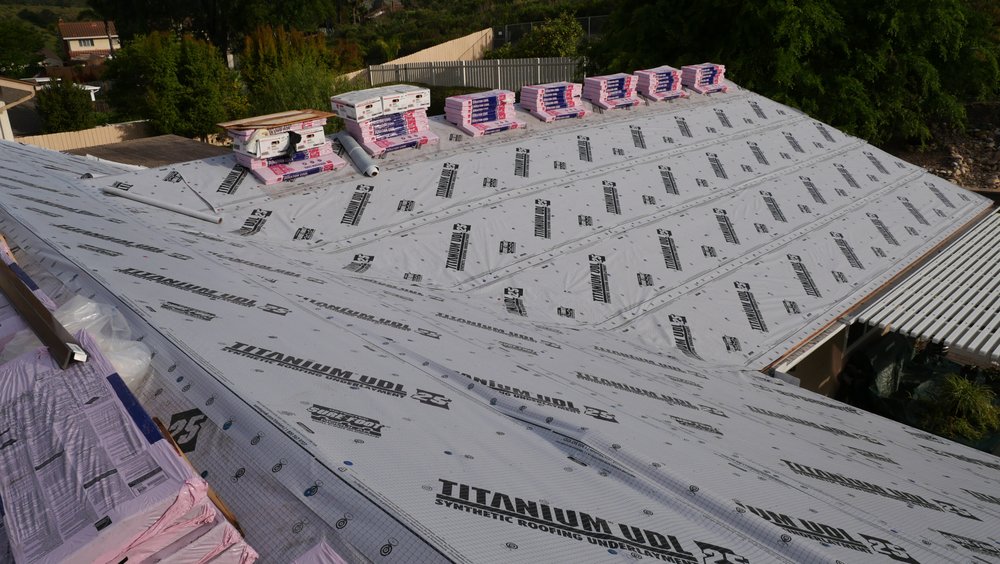 Slide of Finest City Roofing