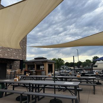 Vintage Brewing - Outdoor patio - Brewpubs Near Me - Sauk City, Wisconsin