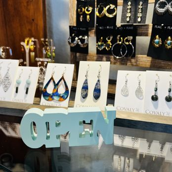 53 Boutique - Women's Clothing Near Me - Pullman, Washington 53 Boutique - Women's Clothing Near Me - Pullman, Washington