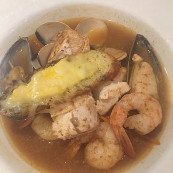 L'Échaudé - Seafood in lobster and Safran broth - French Near Me - Quebec City, Quebec