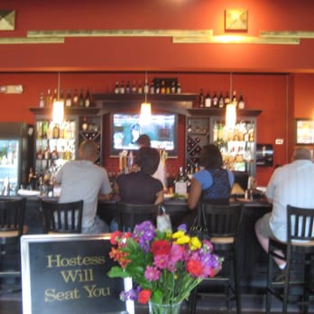 Nantucket Grill - Durham - bar at Nantucket Cafe in Durham, NC - American Near Me - Durham, North Carolina