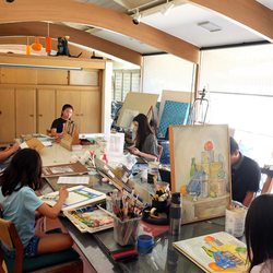 Ji's Art Studio