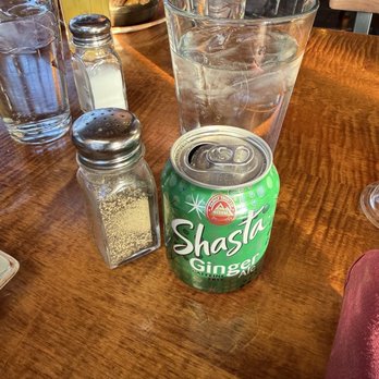 Yodler Restaurant & Bar - Pubs Near Me - Mammoth Lakes, California