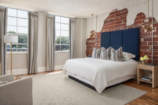 The Stricklin Hotel by null