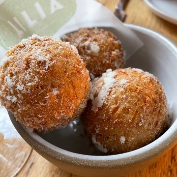 Lilia - Cacio e Pepe Fritelle - Italian Near Me - Brooklyn, New York