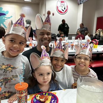 Chuck E. Cheese - Party pack - Pizza Near Me - Concord, California