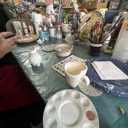 LGH Ceramics - Painting ceramics