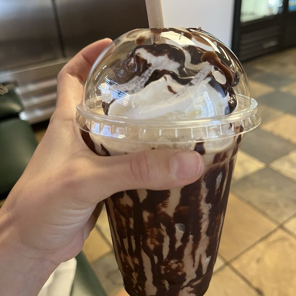 Choc Mac nut frappe Choc Mac nut frappe