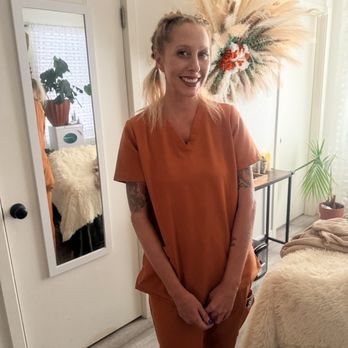 Reno Roots Head Spa - Leanne - Hair Salons Near Me - Reno, Nevada Reno Roots Head Spa - Leanne - Hair Salons Near Me - Reno, Nevada
