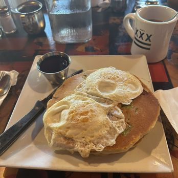 Julians - Little Lyon's Breakfast - New American Near Me - Providence, Rhode Island
