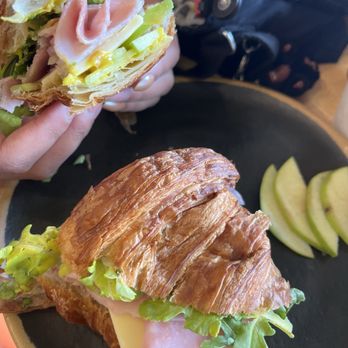 Steadfast Cafe - Coffee & Tea Near Me - Huntington Beach, California Steadfast Cafe - Coffee & Tea Near Me - Huntington Beach, California