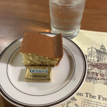 Union Oyster House - Complimentary Corn bread - Seafood Near Me - Boston, Massachusetts Union Oyster House - Complimentary Corn bread - Seafood Near Me - Boston, Massachusetts