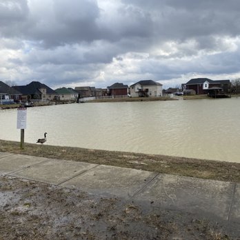 Mallard Lakes Subdivision - Lakes Near Me - Shepherdsville, Kentucky Mallard Lakes Subdivision - Lakes Near Me - Shepherdsville, Kentucky