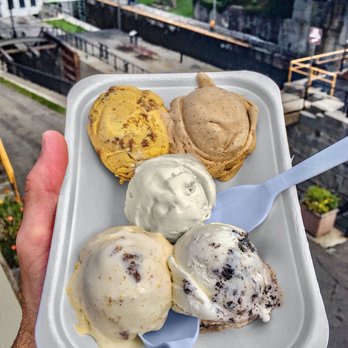 Lake Effect Ice Cream - Ice Cream & Frozen Yogurt Near Me - Lockport, New York Lake Effect Ice Cream - Ice Cream & Frozen Yogurt Near Me - Lockport, New York