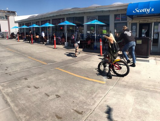 Scotty's on the Strand by null