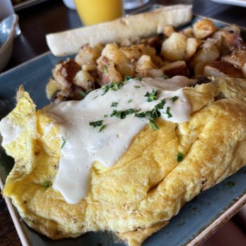 First Watch - Short Rib Omelet - Cafes Near Me - Orlando, Florida First Watch - Short Rib Omelet - Cafes Near Me - Orlando, Florida