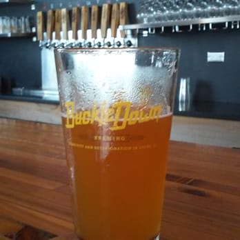 BuckleDown Brewing - BuckleDown Grapefruit Belt & Suspenders (Limited Release) - Breweries Near Me - Lyons, Illinois