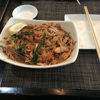 Yamato - Chicken Pad Thai. - Japanese Near Me - Brooklyn, New York