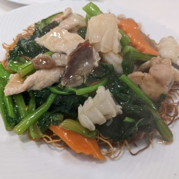 On On Chinese Restaurant - Seafood on Hong Kong Style Fried noodles. - Chinese Near Me - Honolulu, Hawaii On On Chinese Restaurant - Seafood on Hong Kong Style Fried noodles. - Chinese Near Me - Honolulu, Hawaii