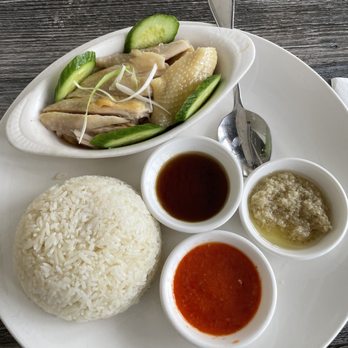 Ipoh Kopitiam - Hainese chicken rice - Malaysian Near Me - Alhambra, California