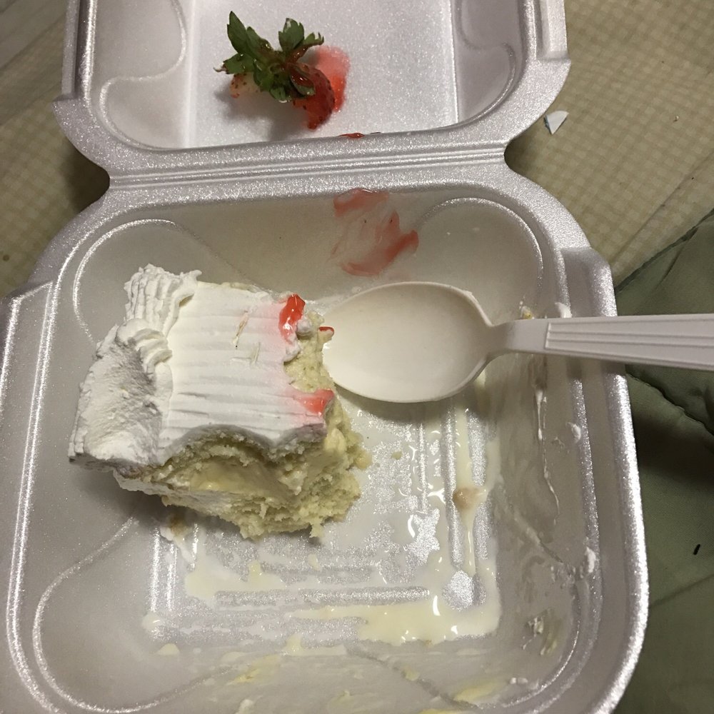 Durango Bakery - a piece of cake in a styrofoam container - Bakeries Near Me - Chicago, Illinois Durango Bakery - a piece of cake in a styrofoam container - Bakeries Near Me - Chicago, Illinois