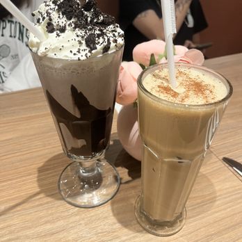 Demetres Shops At Don Mills - The OC & Shake of You - Desserts Near Me - Toronto, Ontario