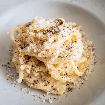 Grappolo d'Oro - Cacio e Pepe - Roman Near Me - Rome, RM Grappolo d'Oro - Cacio e Pepe - Roman Near Me - Rome, RM