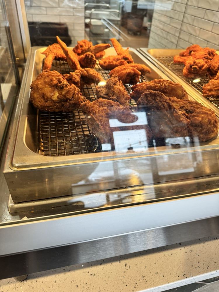 Tito’s Fried Chicken By Taco Love — Mexican restaurant in Middle River