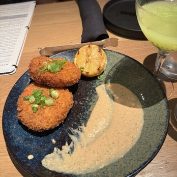 CARVE American Grille - Central Austin - Salmon Cakes - New American Near Me - Austin, Texas