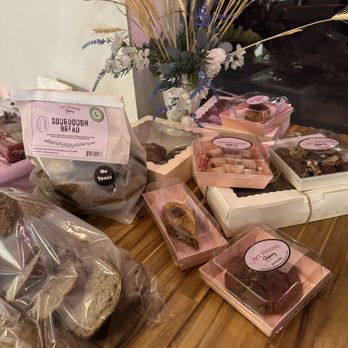 Art House Bakery - Bakeries Near Me - Los Angeles, California