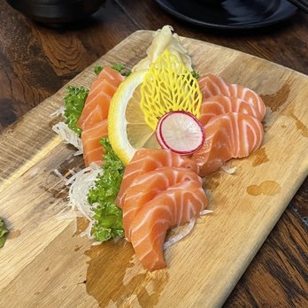 Green Leaf Cafe - Salmon sashimi - Sushi Bars Near Me - Burnaby, British Columbia