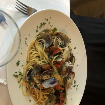 Le Vieux Moulin - Spaghetti with clams - Provencal Near Me - Saint Paul, 06 Le Vieux Moulin - Spaghetti with clams - Provencal Near Me - Saint Paul, 06