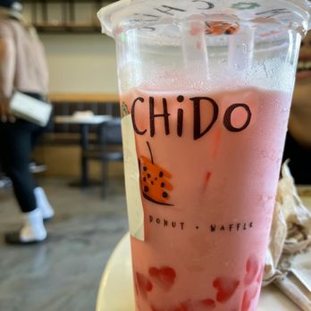 Mochido - Strawberry Milk Tea with heart jelly - Fast Food Near Me - Visalia, California