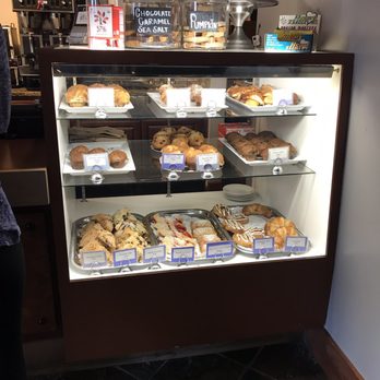 Daybreak Coffee Roasters - Coffee Roasteries Near Me - Glastonbury, Connecticut