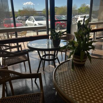 Tukan Tea - inside - Bubble Tea Near Me - Gilbert, Arizona
