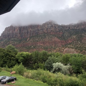 SpringHill Suites by Marriott Springdale Zion National Park - Hotels Near Me - Springdale, Utah SpringHill Suites by Marriott Springdale Zion National Park - Hotels Near Me - Springdale, Utah