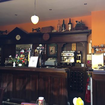 Kellys Bar & Restaurant - Bars Near Me - Kilrush, CE