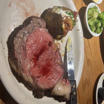 Bobby Q - 10 oz. Slow-Smoked Prime Rib with Au Jus - Barbeque Near Me - Phoenix, Arizona Bobby Q - 10 oz. Slow-Smoked Prime Rib with Au Jus - Barbeque Near Me - Phoenix, Arizona