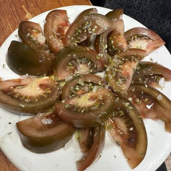 Casa Toni - Tomato salad - Tapas/Small Plates Near Me - Madrid, M