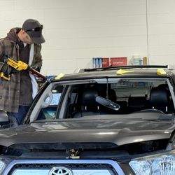 Acumen Auto Glass