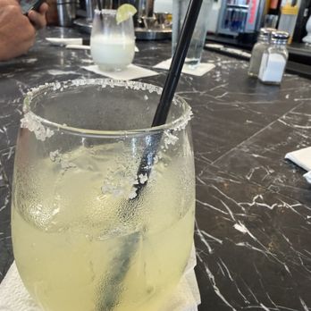 Hank's Tavern - Sports Bars Near Me - Muskegon, Michigan