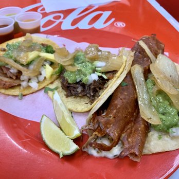 Chilangos Tacos - Pastor, asada, costra style - Tacos Near Me - Dallas, Texas Chilangos Tacos - Pastor, asada, costra style - Tacos Near Me - Dallas, Texas