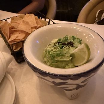 Esperanza Cocina de la Playa - Guacamole Traditional - Seafood Near Me - Manhattan Beach, California